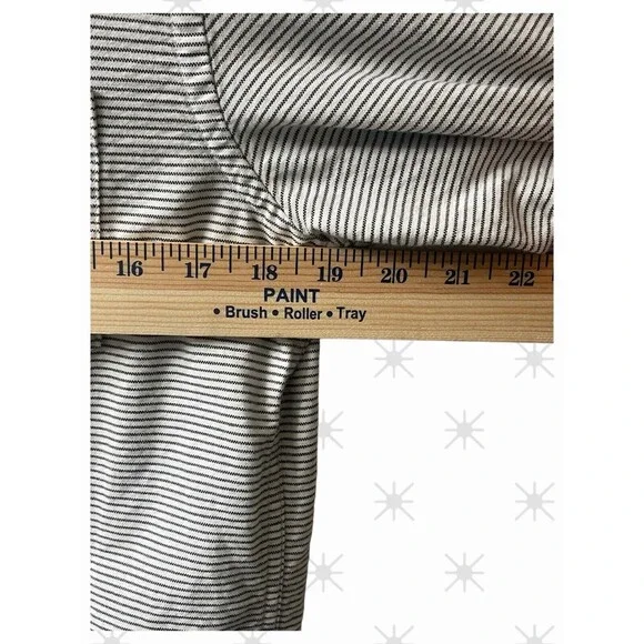 American Eagle Slim Fit White w/ Black Stripes Button-Front L/S Shirt S/P VGC - Picture 8 of 12